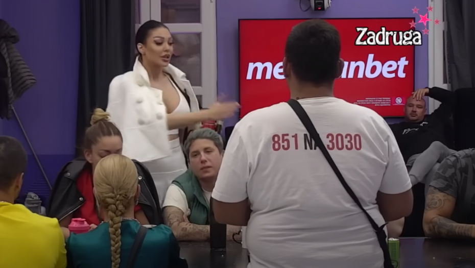 Nenad Lazić Neca komentariše Maju 