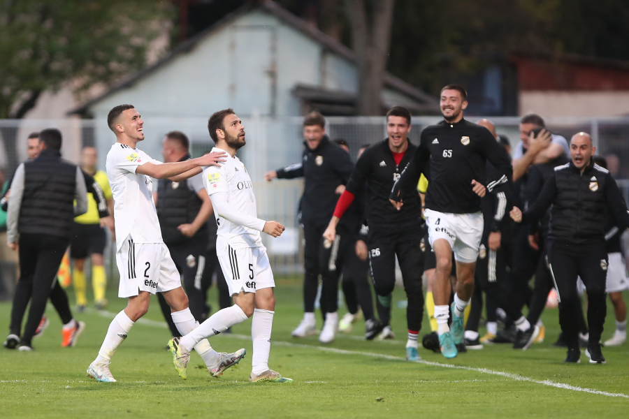 PONOR CRNO-BELIH SE NASTAVLJA Partizan u samo tri dana doživeo drugi poraz od Čukaričkog, 