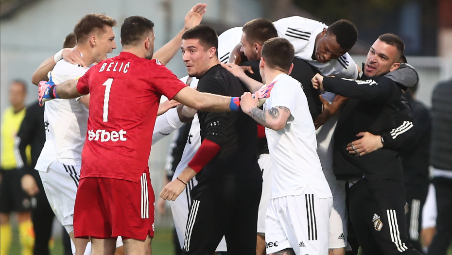 "BRĐANI" JOŠ SANJAJU LIGU ŠAMPIONA Čukarički razbio Novi Pazar i preuzeo drugo mesto, čeka se odgovor TSC-a