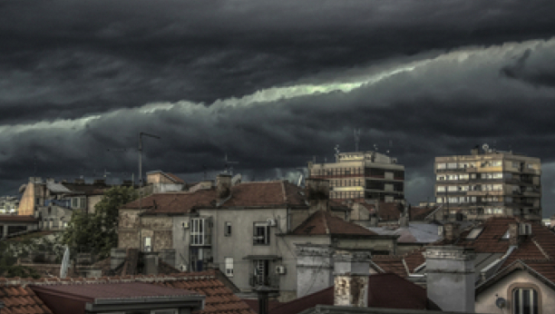 NEVREME SAMO ŠTO NIJE POČELO! Upaljen meteoalarm za Beograd i Srbiju, RHMZ izdao upozorenje