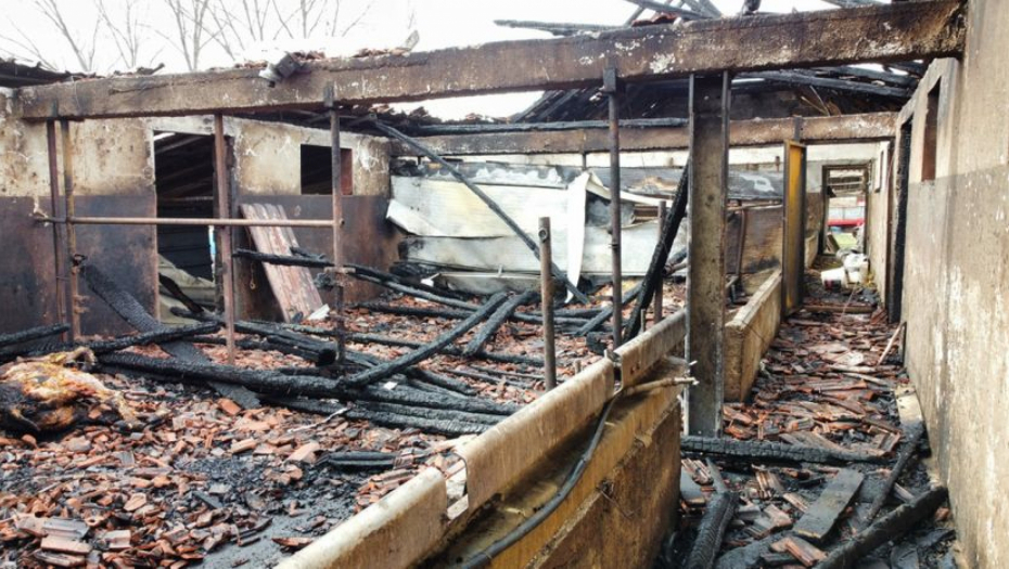 KAKO JE MOGAO OVO DA URADI MLADENCIMA? Dva dana jeo, pio i veselio se kod komšije na svadbi, a onda je usledio ŠOK!