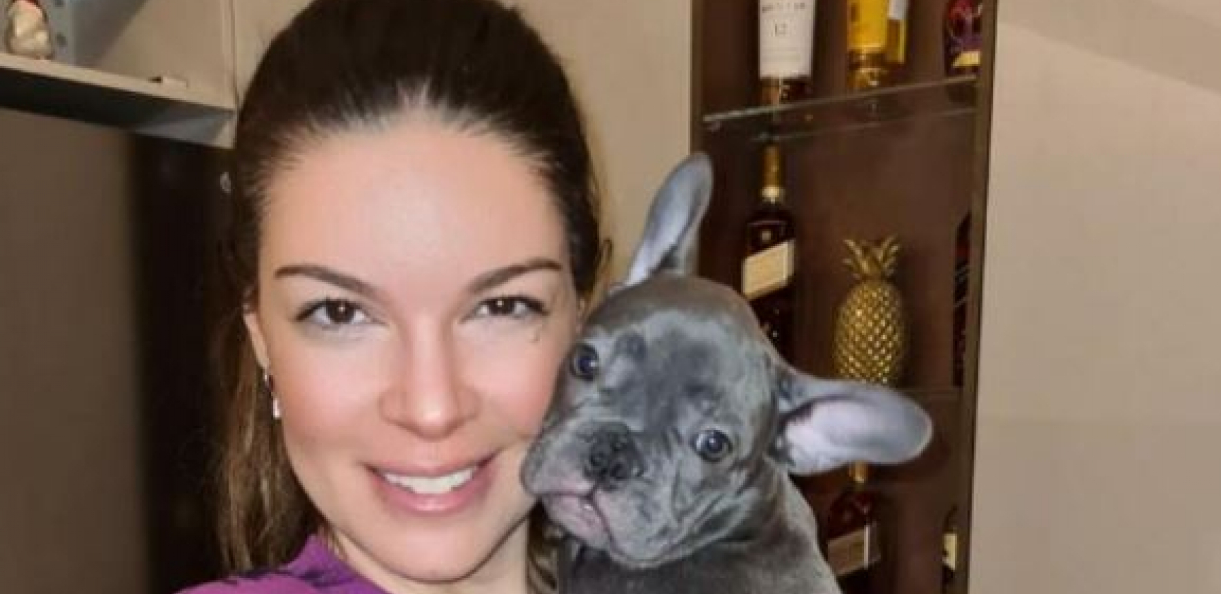 ZAVIRITE U DOM SANJE KUŽET Voditeljka pokazala gde uživa sa svojom porodicom, sve odiše luksuzom, nije štedela! (FOTO)