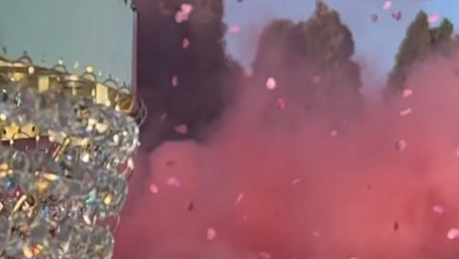 Venčanje i otkrivanje pola bebe 