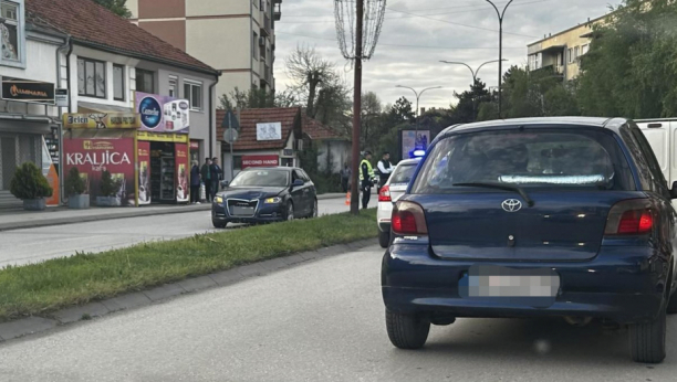 ''ČULI SMO ŠKRIPU KOČNICA, A ZATIM I JAK UDARAC'' Vozač Audija pokosio stariju ženu na ulici u Čačku (FOTO)