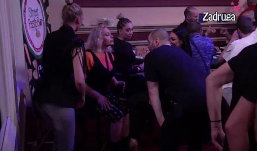 ŽELI TROJKU Maja šokirala Zvezdana izjavom da joj nije dovoljan!