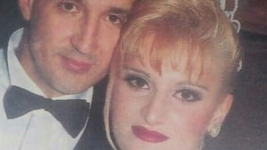 Mira Škorić kao plavuša 