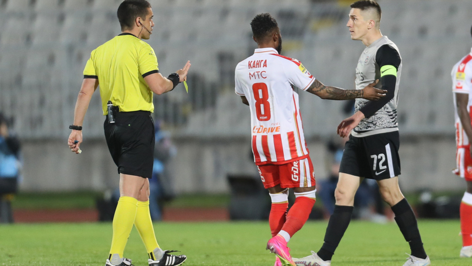 TIŠINA NA TRIBINAMA, TIŠINA NA TERENU Partizan i Zvezda pucali ćorcima, Borjan spasio crveno-bele, Bukari propustio priliku da bude heroj