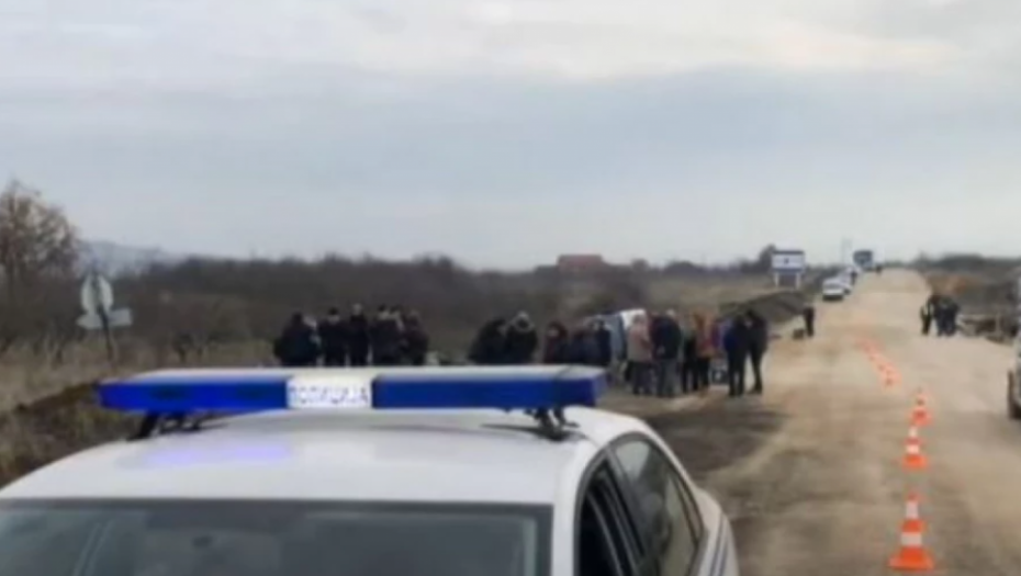 "PRIŠLA IM JE VEĆA GRUPA ALBANACA, NOSILI SU STAKLENE FLAŠE" Majka učenice otkrila šta se dogodilo u Veneciji: "Psovali su ih na srpskom"