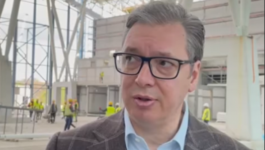 "SINIŠA JE MORAO DA SNIMA TELEFONOM, ALI NE ZATO ŠTO JE TALENTOVAN..." Vučić sa ministrom Malim obišao Prokop: Ponosan sam na Srbiju koja radi i gradi! (VIDEO)