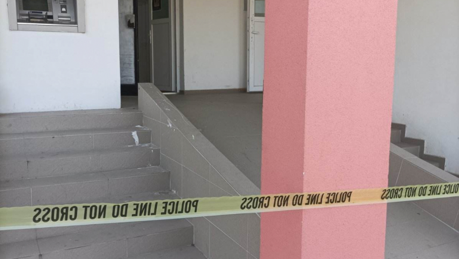 ZASTRAŠIVANJE SRBA NE PRESTAJE Opljačkana pošta i obijen dom kulture u Lapljem Selu