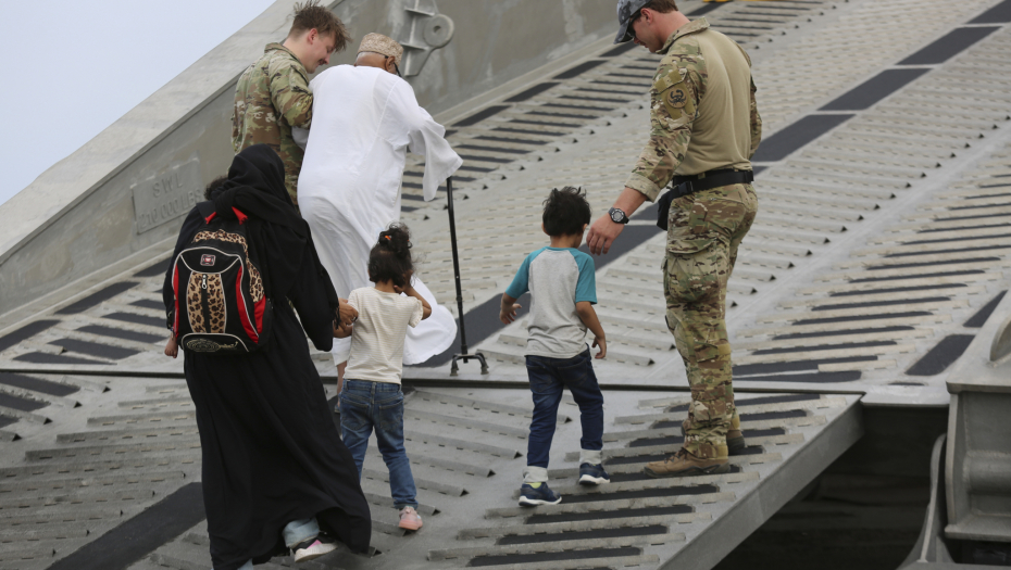 EVAKUACIJA DECE IZ SIROTIŠTA Od polovine aprila 71 dete umrlo od gladi