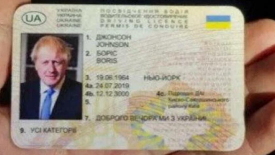 DIVLJAO SA VOZAČKOM NA IME BORIS DŽONSON Pijani Ukrajinac uhapšen sa lažnom dozvolom