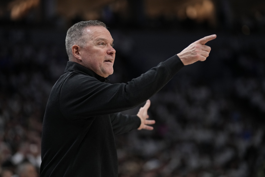 ŠAMPIONSKI Jokić pred najdražim očima „ugasio“ Sunca: Tata, uzmi prsten!