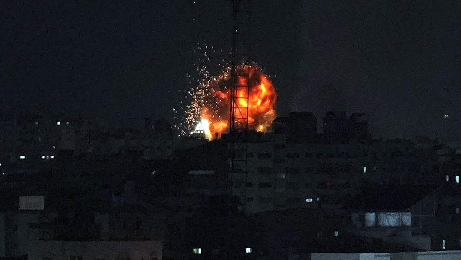 IZRAEL POD SMRTONOSNIM UDARIMA Ispaljeno preko 400 raketa!