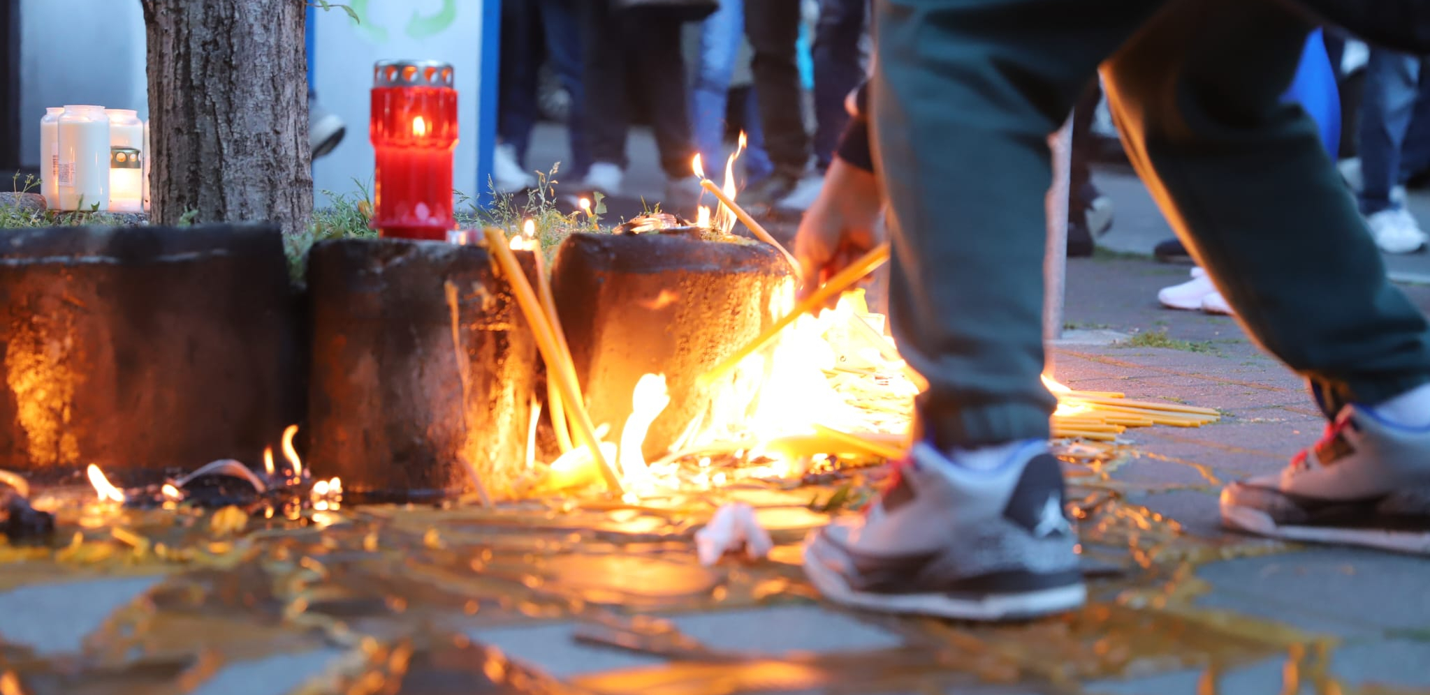 DECA SA BOLOM U OČIMA SVEDOČE O MASAKRU NA VRAČARU: Sve su videli, a o dečaku ubici rekli su samo jedno!