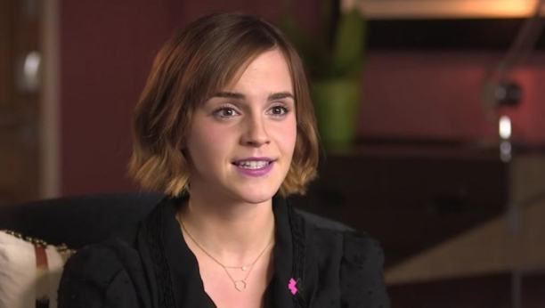 EMA VOTSON U NAJČUDNIJOJ HALJINI Ima oblik obrnutog kišobrana, svi se pitaju šta je ovo obukla