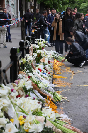 DRAMATIČAN PORAST INCIDENATA U ŠKOLAMA U SRBIJI Neki đaci simuliraju pucnjavu, prete plastičnim pištoljima i zbijaju bizarne šale