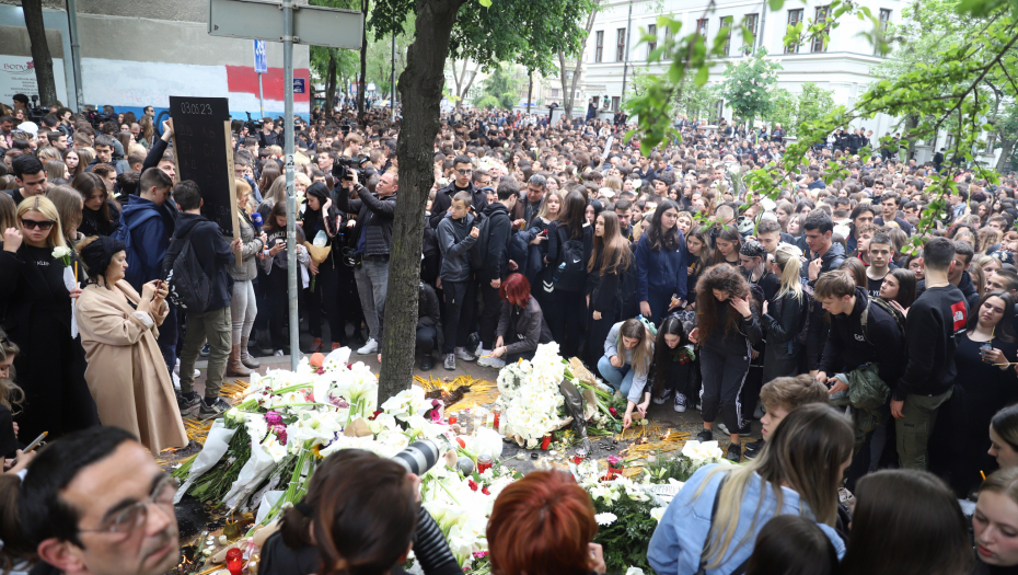 DESET SAHRANA NA ĐURĐEVDAN U nedelju poslednji ispraćaj brata i sestre iz Mladenovca, evo kada sahranjuju ostale ubijene u dva masakra