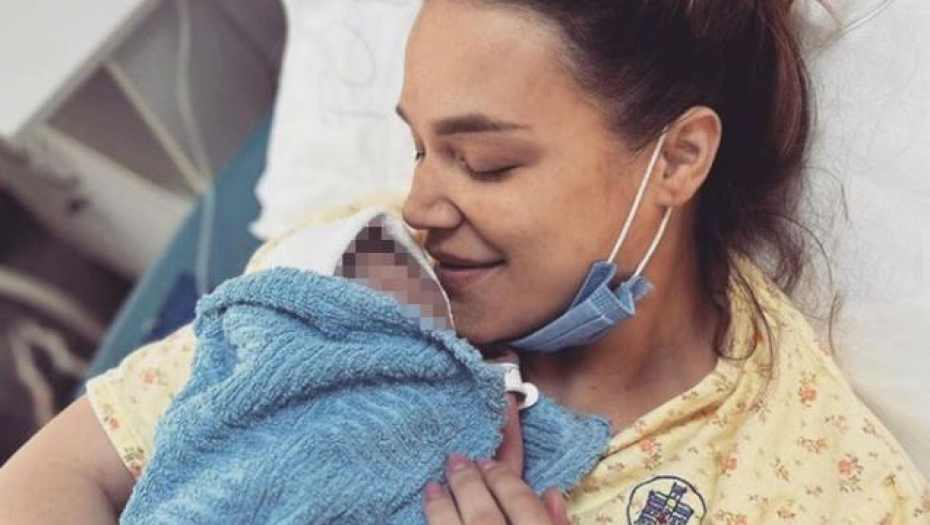 Marija Mikić sa sinom 