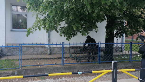 SELO SMRTI KOD MLADENOVCA Ovo je škola u Duboni u kojoj je počeo krvavi pir monstruoznog teroriste (FOTO/VIDEO)