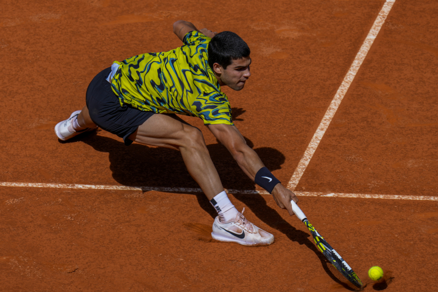 ŠOK U RIMU Anonimus iz Mađarske izbacio Alkaraza, Španac skinuo Novaka sa trona, a sada neće na megdan Srbinu