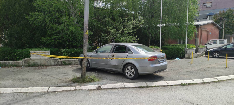 Eksplozijia u blizini policijske stanice na severu Kosovske Mitrovice (FOTO)