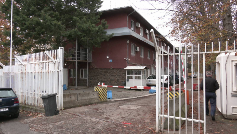 Eksplozijia u blizini policijske stanice na severu Kosovske Mitrovice (FOTO)