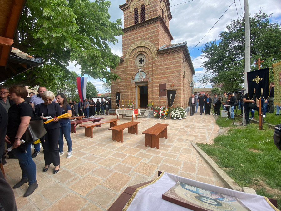 ZA MASAKR SE PRIPREMAO PUCAJUĆI U DŽAK S PESKOM Do sada neobjavljeni delovi iskaza Uroša Blažića, koji je počinio stravičan zločin u okolini Mladenovca
