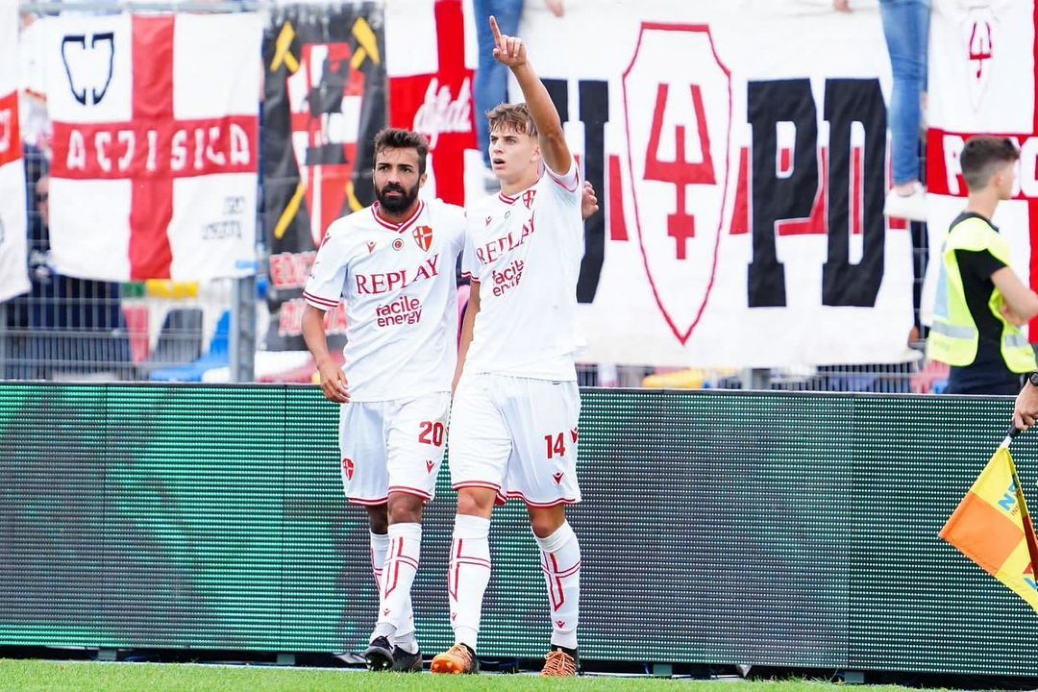 SRBIJO, DOBILA SI NOVU ZVEZDU Aljoša Vasić je rođen u Italiji, ali je odabrao dres 