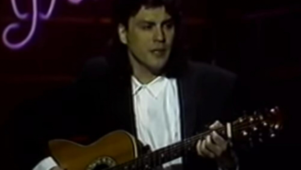 ŠTA JE OSTALO OD NAJVEĆEG ZAVODNIKA BIVŠE JUGE? Razvodio je brakove širom zemlje, a kada je sinoć došao u Beograd niko ga nije prepoznao (FOTO)