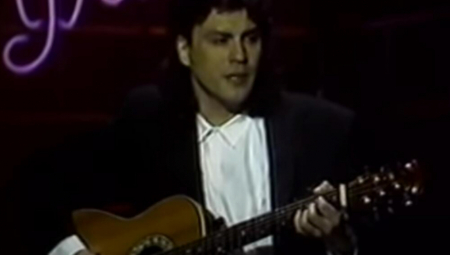 Pevač je danas neprepoznatljiv