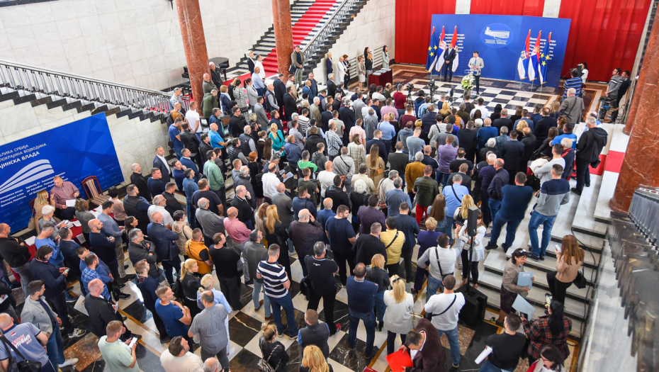 MIROVIĆ: Za 344 projekta u oblasti razvoja i afirmacije sporta 103,6 miliona dinara (FOTO)