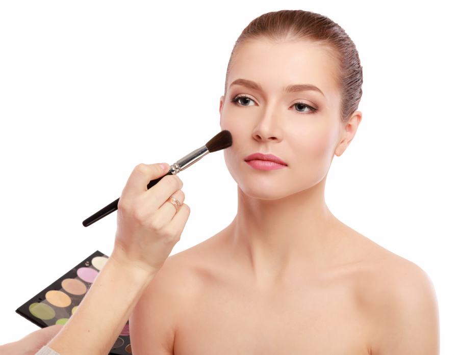 NAŠMINKAJ SE ZA 5 MINUTA Sedam koraka za brzo i efikasno šminkanje