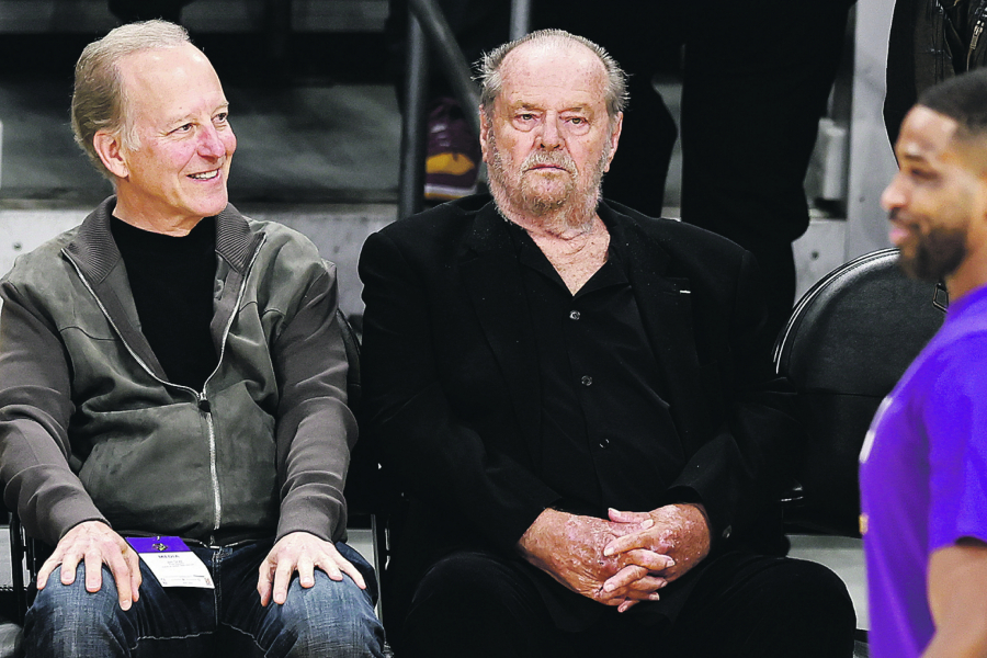 NBA HOLIVUD Lejkersi pred njom nisu mogli da izgube: Crnka s 350 miliona ukrala šou!