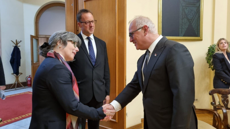 OBOSTRAN INTERES ZA UNEPREĐENJE SARADNJE DVE ZEMLJE! Vesić sa komesarom za trgovinu Ujedinjenog Kraljevstva