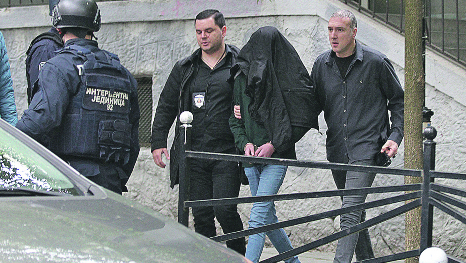 POLICIJA PRETRAŽILA RAČUNAR K. K., OSTALI U ČUDU Evo šta je sve pretraživao dečak-ubica iz "Ribnikara"