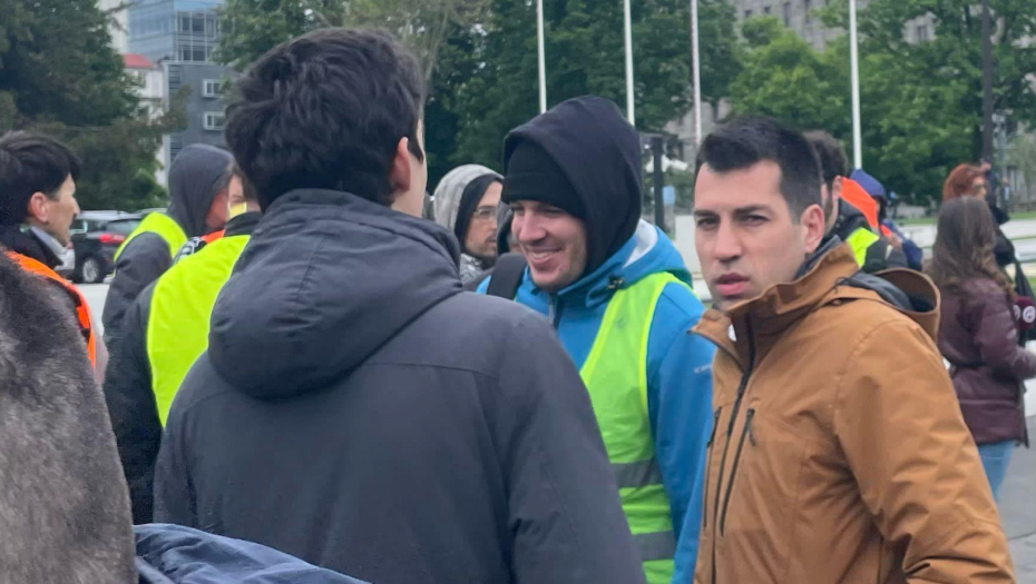 NASILJE NAD SRBIJOM! Političari opozicije pokušali preko ulice da dođu na vlast!