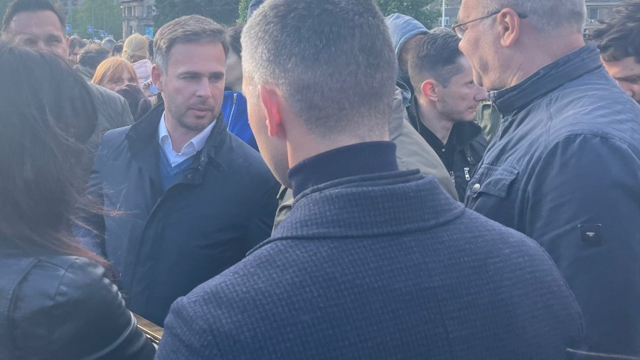 LEŠINARSKO JATO Belosvetski lopov, teret prošlosti i onaj koji traži žrtve, zajedno protiv Srbije (FOTO)