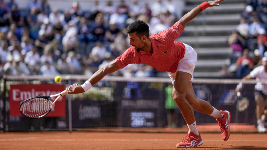 NOLE NAJBOLJI KADA JE NAJPOTREBNIJE Đoković od sjaja do očaja, pa do osmine finala Rima