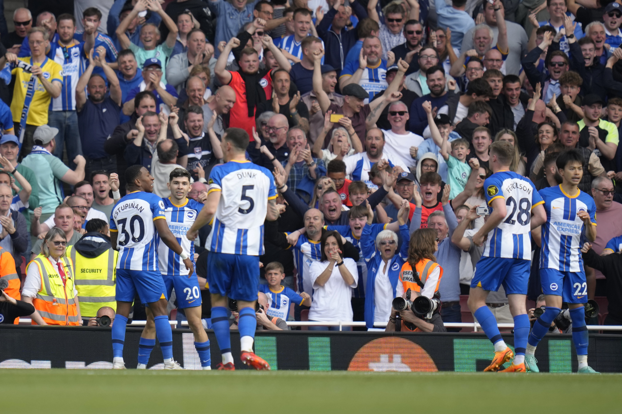 ŠAMPIONSKA TRKA VIŠE NE POSTOJI Brajton došao glave Arsenalu i poručio: Mančester siti ostaje prvak Engleske