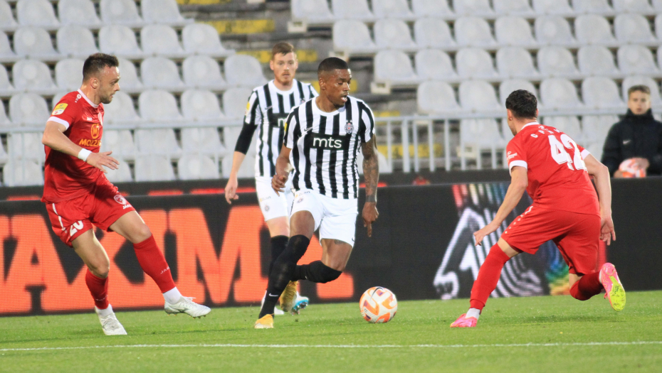 KOŠMARNA SEZONA PARTIZANA Crno-beli gube milione zbog četvrtog mesta