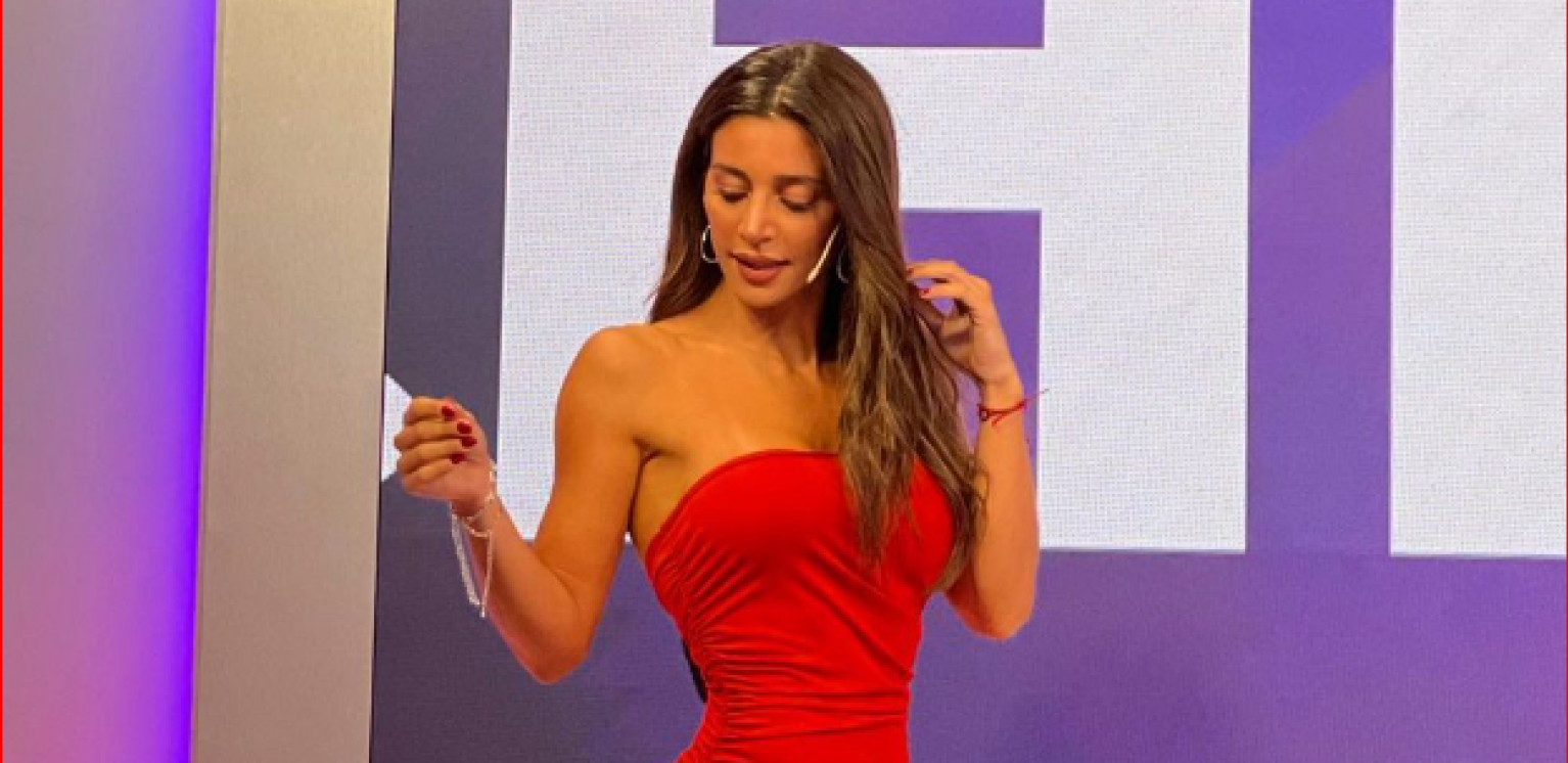 VODITELJKA U SKANDALOZNOM IZDANJU Pojavila se bez gaćica uživo u emisiji, pa spustila nikad kraću haljinu, sve sevnulo! (FOTO 18+)