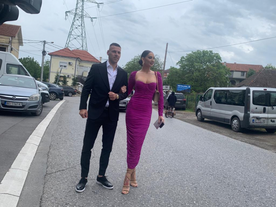 STIŽE BEBA U DOMU GUDELJ Katarina Grujić krije da je trudna?