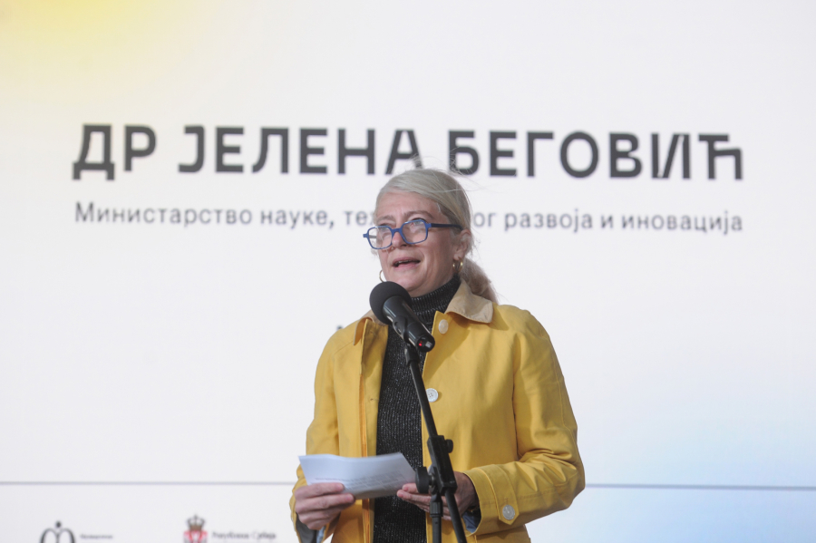 GENIJE IZ NIŠA! Dimitrije Golubović osvojio prvo mesto na Međunarodnoj filozofskoj olimpijadi u Grčkoj: Posvećujem ovu medalju svima, pre svega mami!