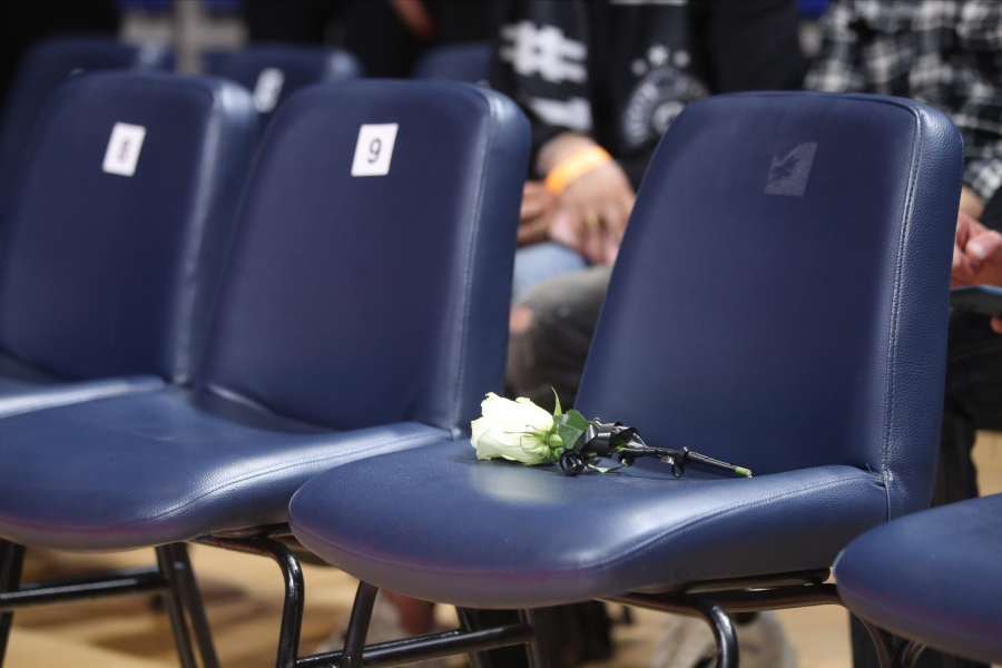 DŽIKIĆ ODAO POČAST MAJCI U 