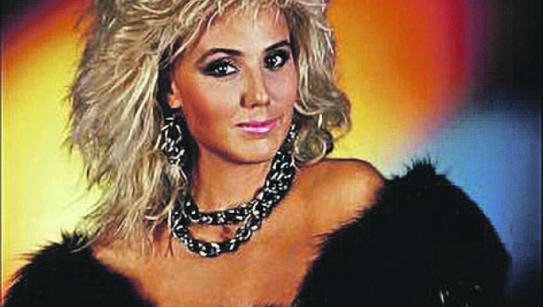 SLOMLJENA ZBOG MELITINE SMRTI Lepa  Brena priznala da joj je preminula glumica ulepšala detinjstvo!