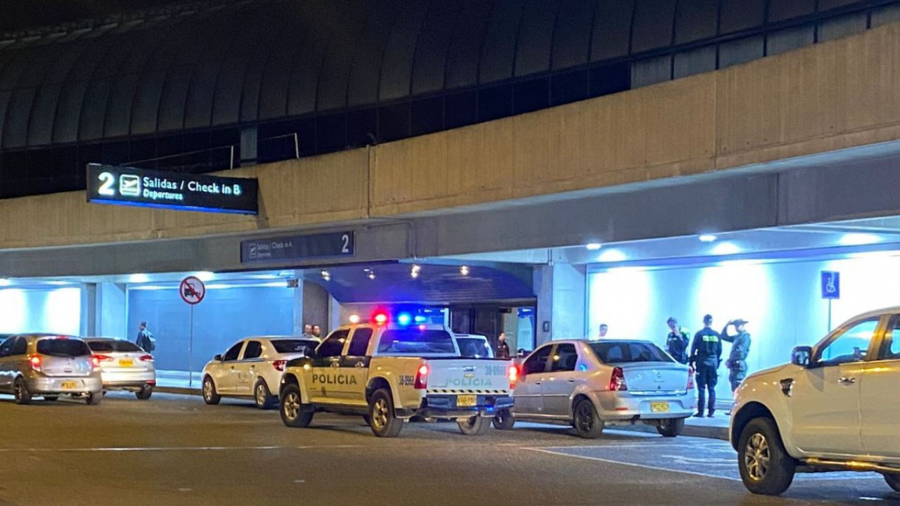 SRPSKI NARKO-BOS POBEGAO POLICAJCIMA U KOLUMBIJI Tražio da ga puste da kupi vodu, a onda je usledila filmska scena! (FOTO)