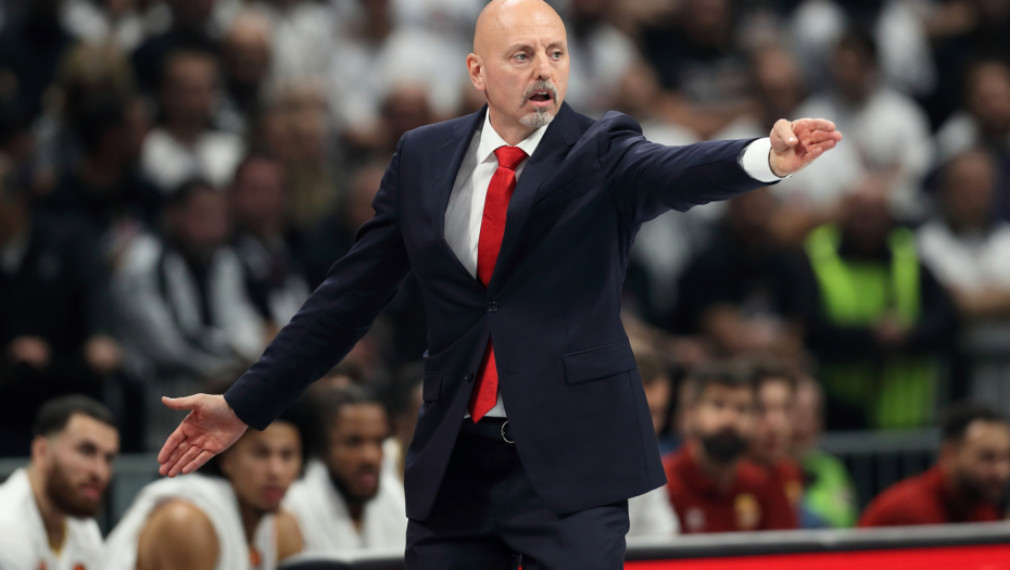 ISPUNIO OBEĆANJE Obradović: Poneo sam Zvezdino odelo u Kaunas