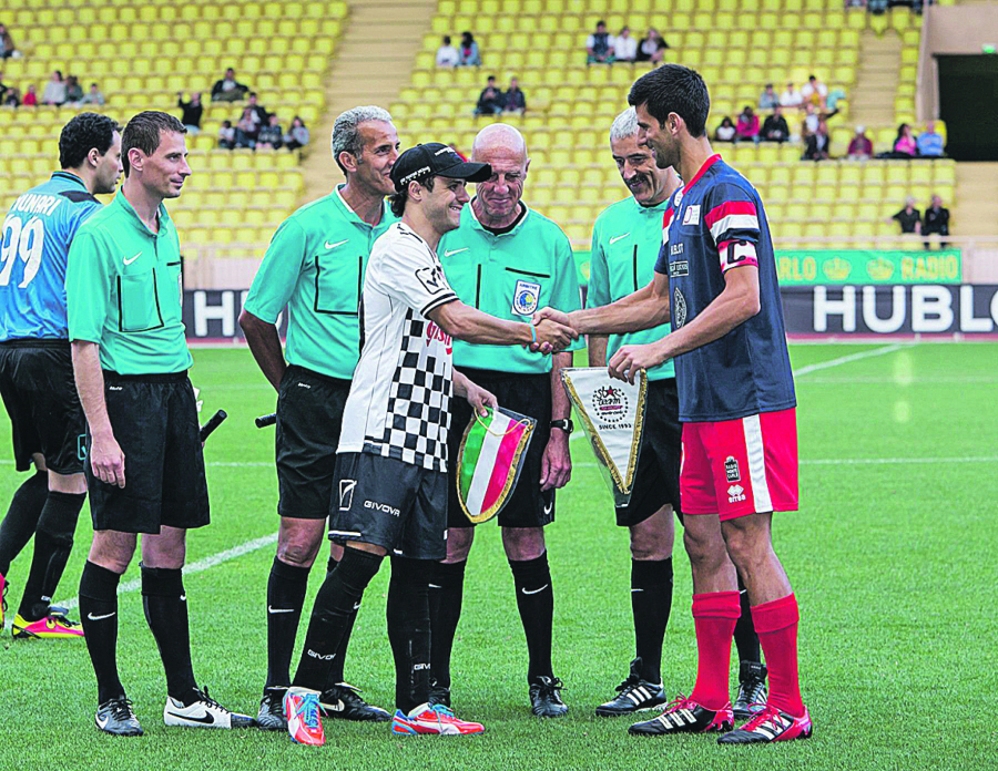 GOL, GOL, GOL! Novakovo zagrevanje za Garos na travi koju odlično poznaje