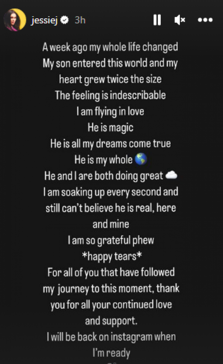 DŽESI DŽEJ POSTALA MAMA Na svet donela sina, srećne vesti podelila sa fanovima (FOTO)